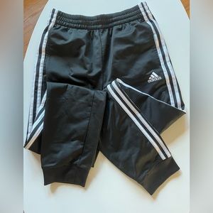Adidas 3-stripes pants in black for boys
